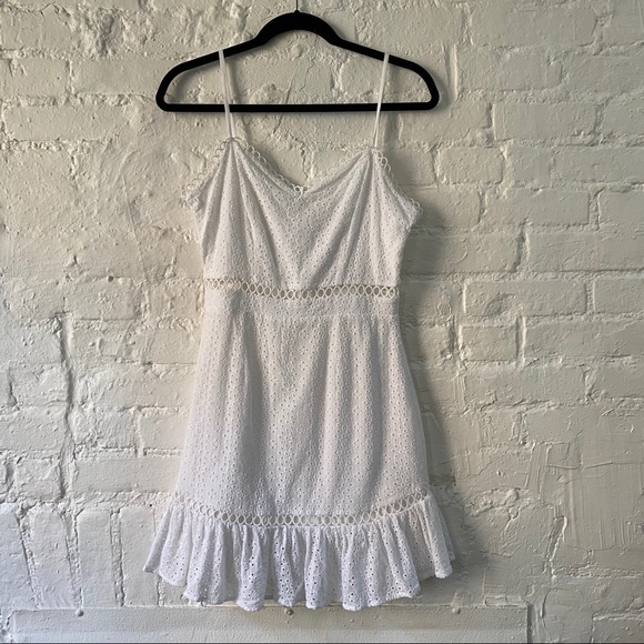 a.peach Dresses & Skirts - Summery White Mini Dress